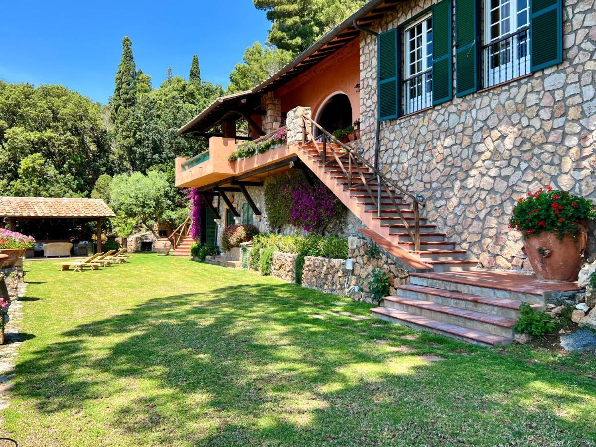 Villa A Cala Piccola 蒙泰亚尔真塔廖 外观 照片