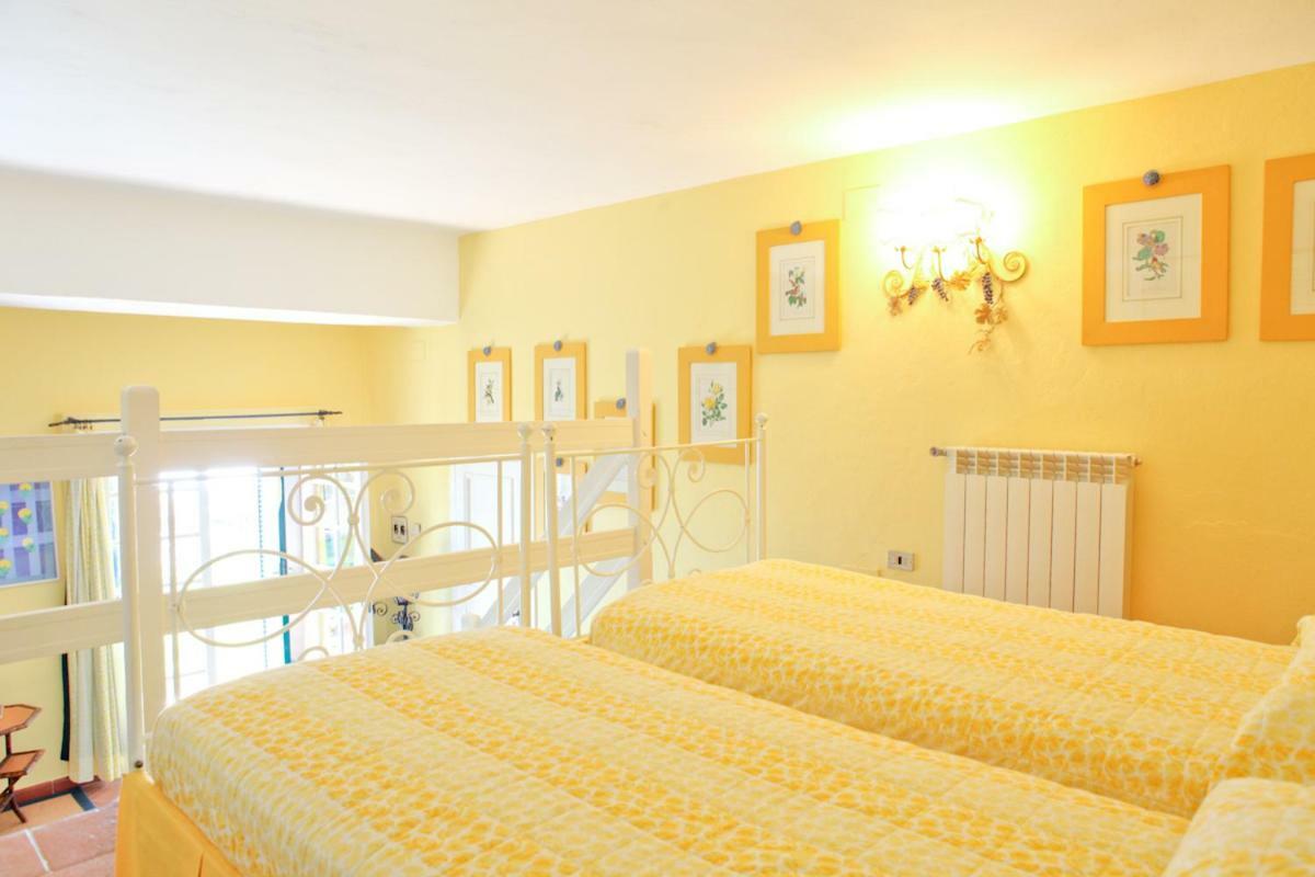 Villa A Cala Piccola 蒙泰亚尔真塔廖 外观 照片